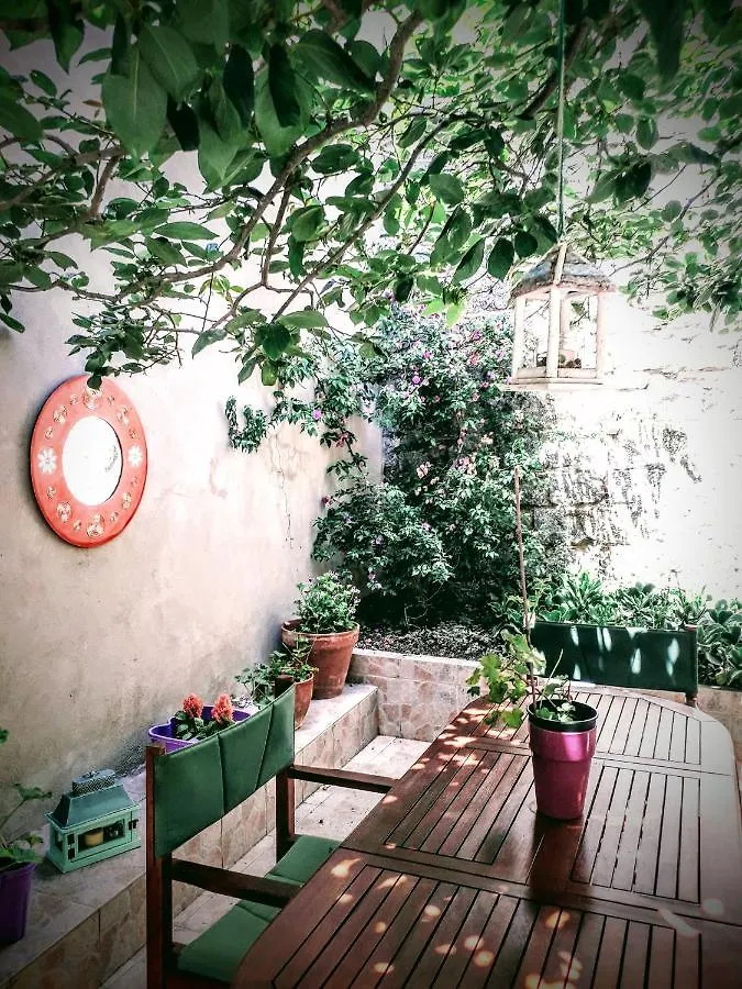 فندق مبيت وإفطار مبيت وإفطار Sarule La Collina Dei Ciliegi