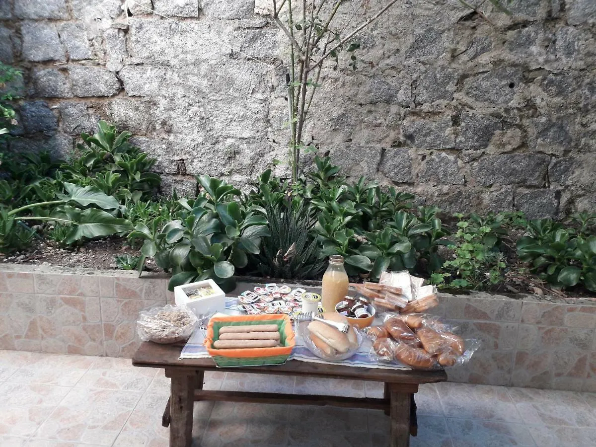 مبيت وإفطار Sarule La Collina Dei Ciliegi